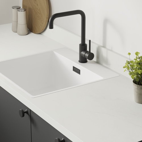 White Veilstone Laminate image 1