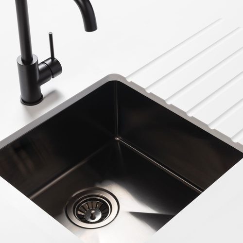Pure White Solid Surface image 4